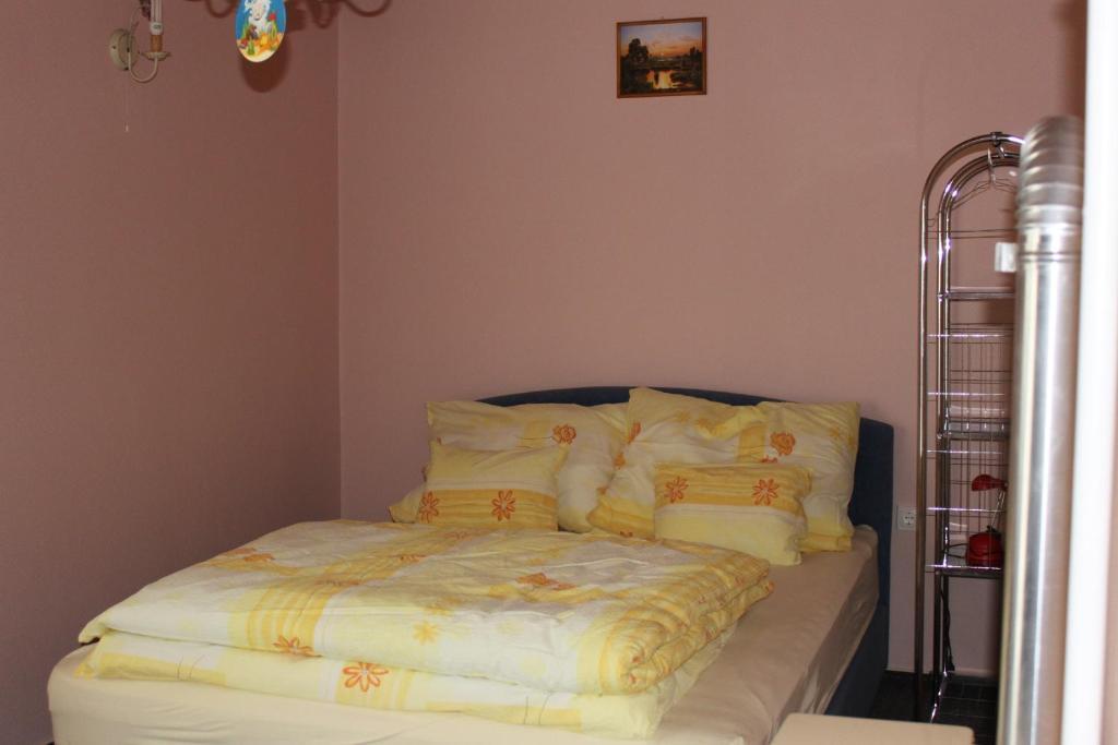 Orwa Apartmanok - Cedrus Koez Zalakaros Bilik gambar